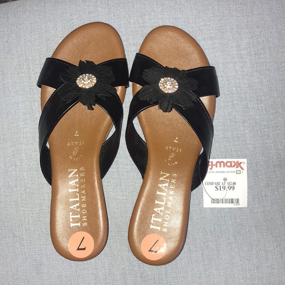 Black sandals